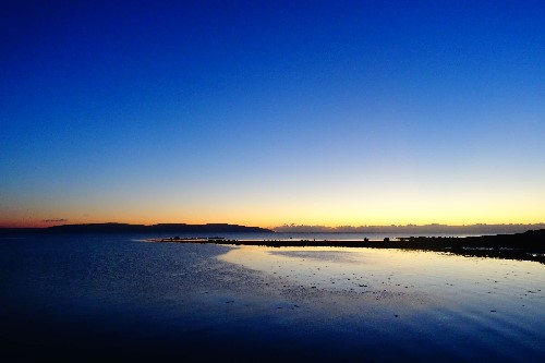 Deep blue & golden yellow colours on the coast of Bearna